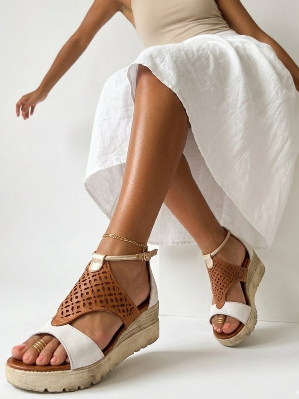Women’s Two-Tone Leather Sandals with Laser-Cut Accent - Cream & Brown